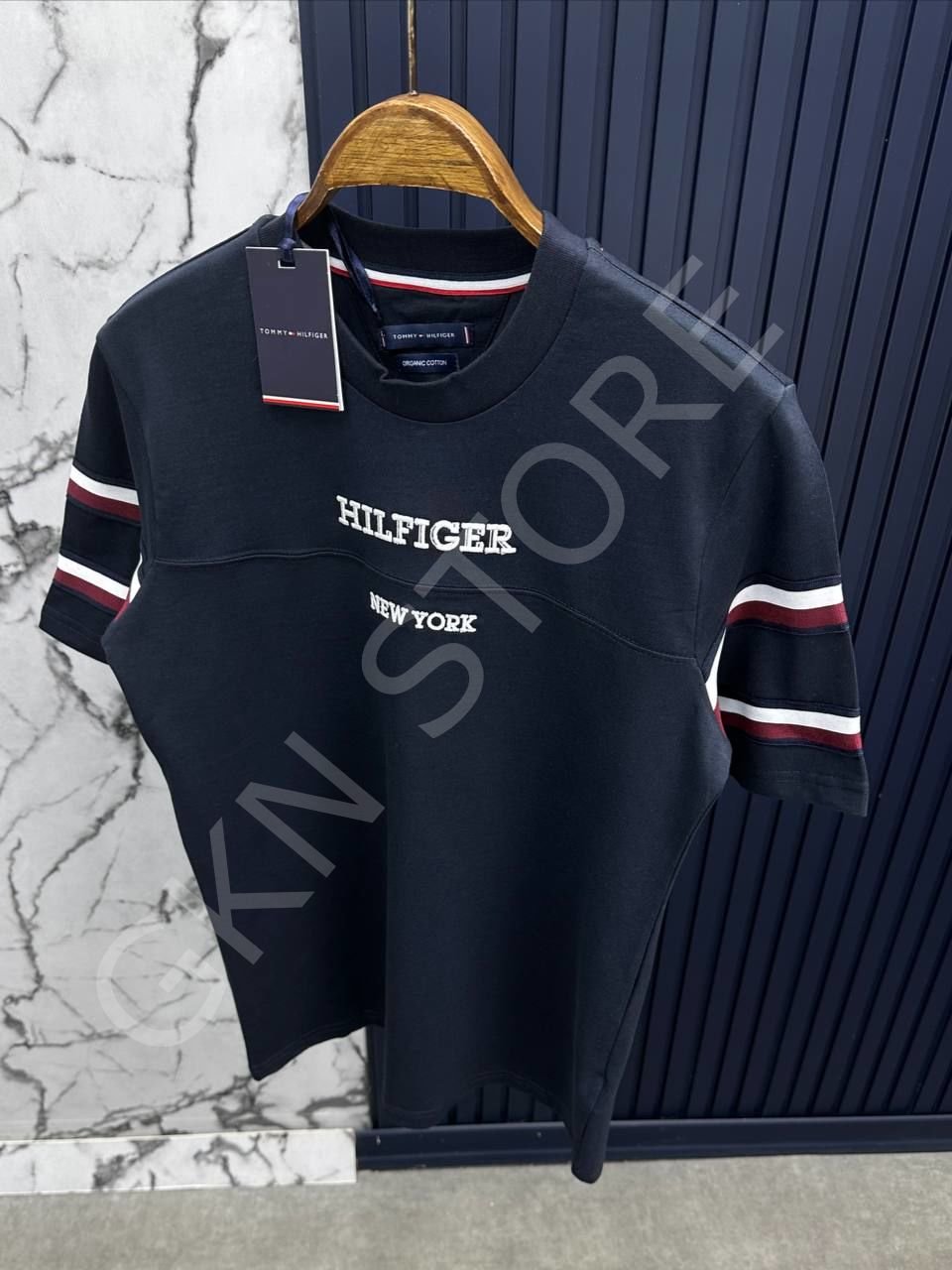 TOMMY HILFIGER