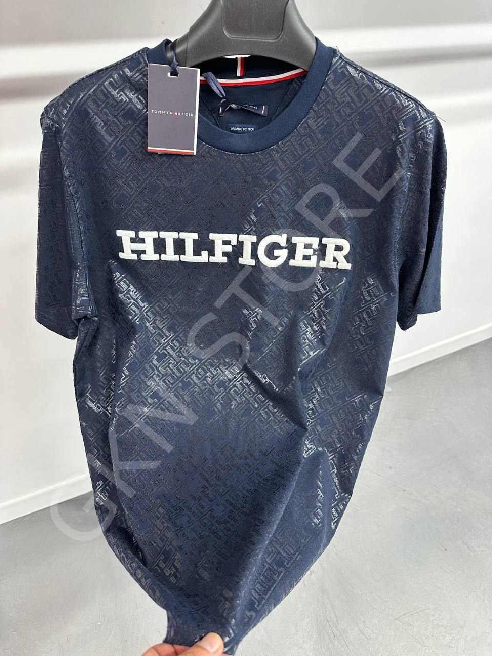TOMMY HILFIGER