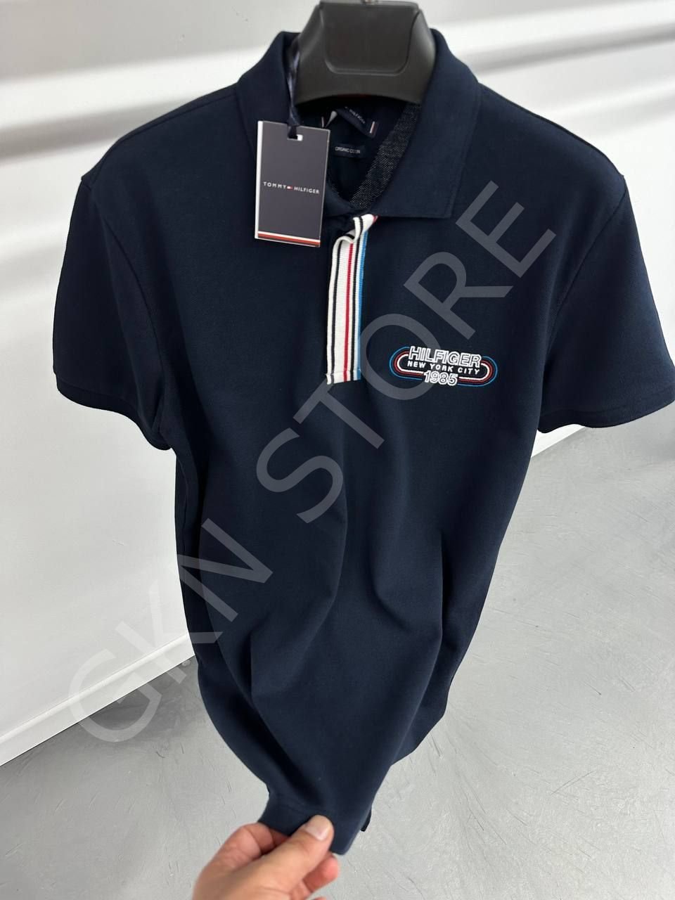 TOMMY HILFIGER