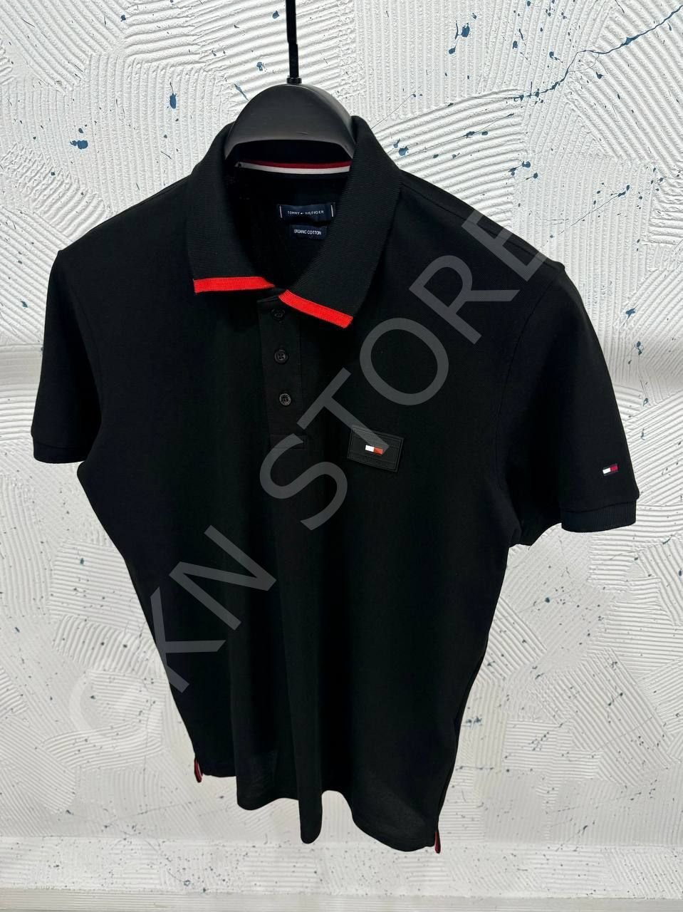 TOMMY HILFIGER