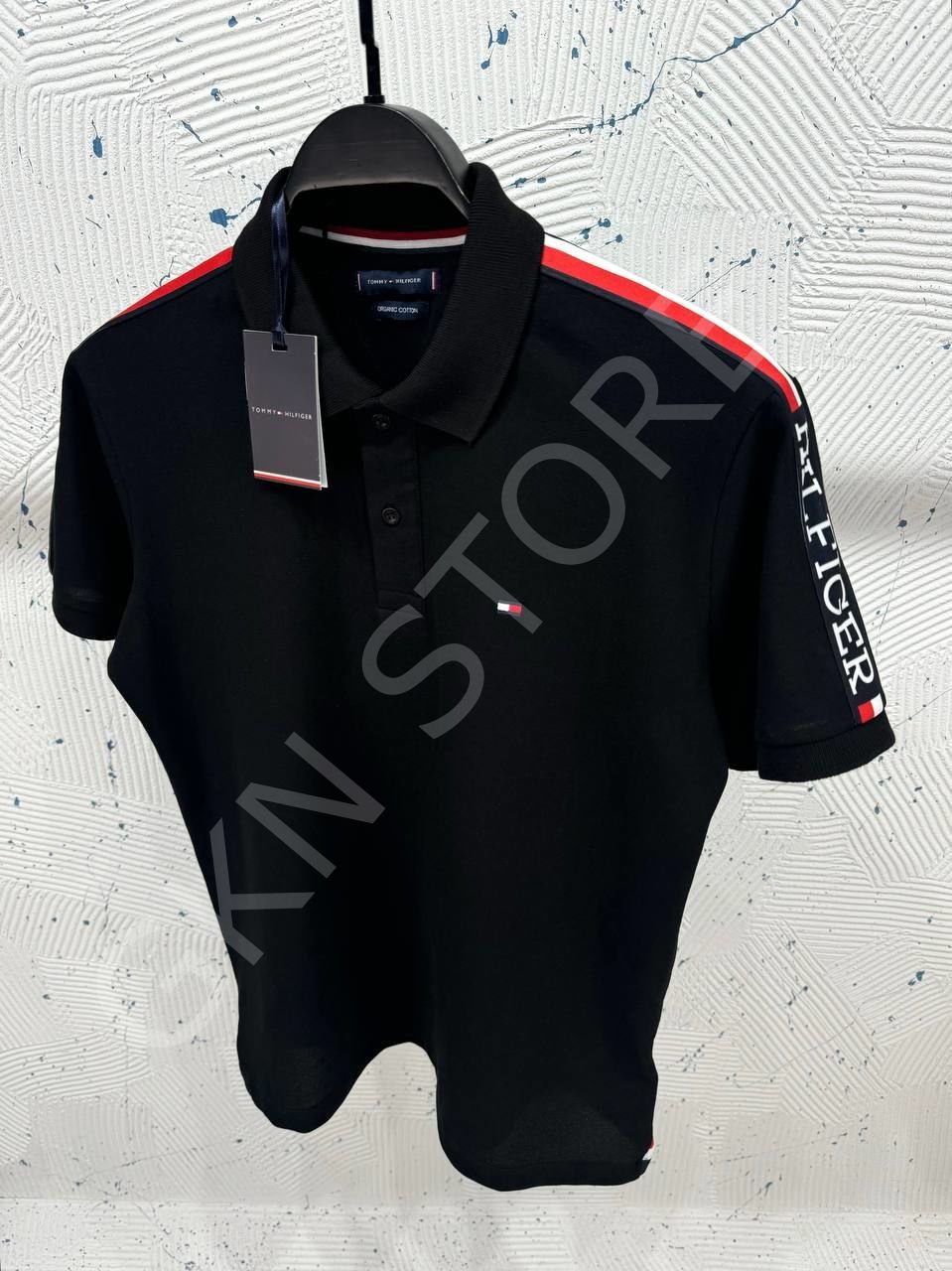 TOMMY HILFIGER